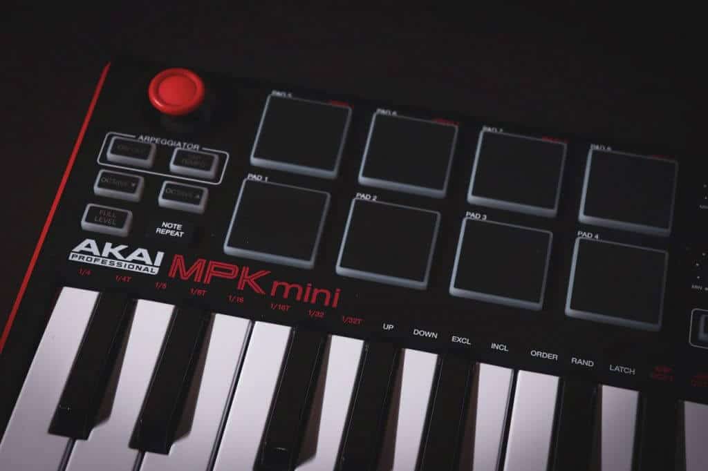 AKAI MPK Mini MK2 Pads