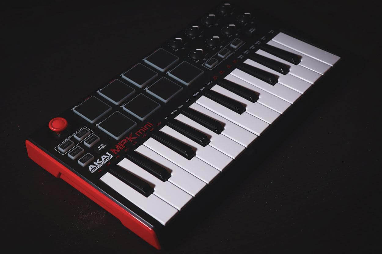 Akai MPK Mini MK2 Review