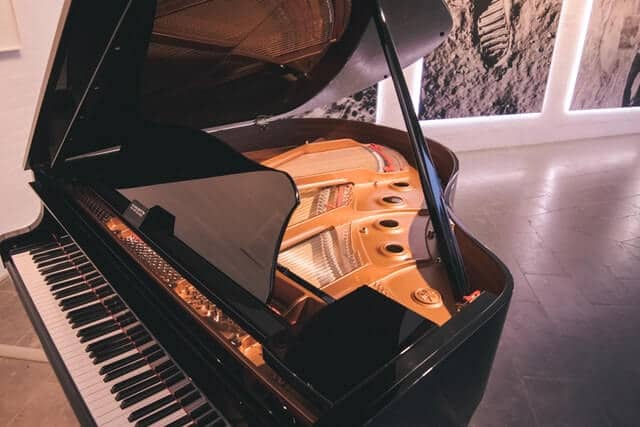 Picture Of Grand Piano