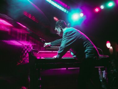 Pianist playing chords