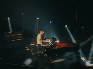 playing digital pianos