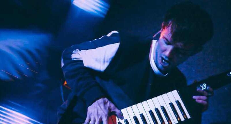 chris senner shredding keytar